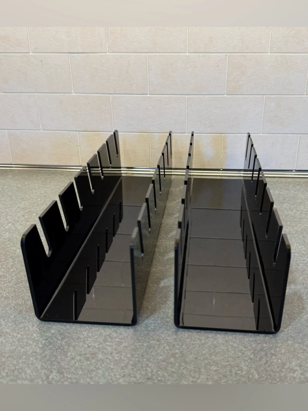2‎ Pack Black Hat Stands for Baseball Caps, No Install Acrylic Hat Organizers